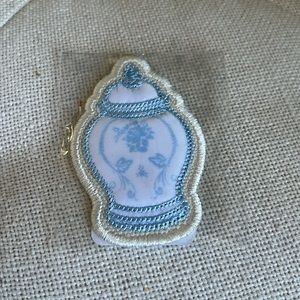 Stoney Clover Lane Ginger Jar/ Vase patch